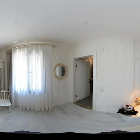 Bedroom (adults Only)