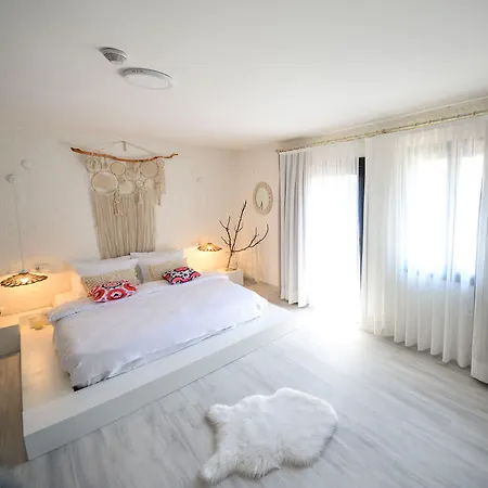 Bedroom (adults Only) Hotel *