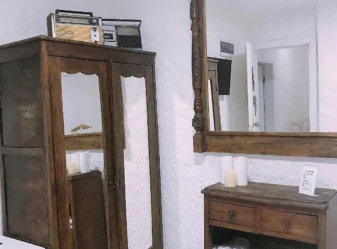 Bedroom (adults Only)