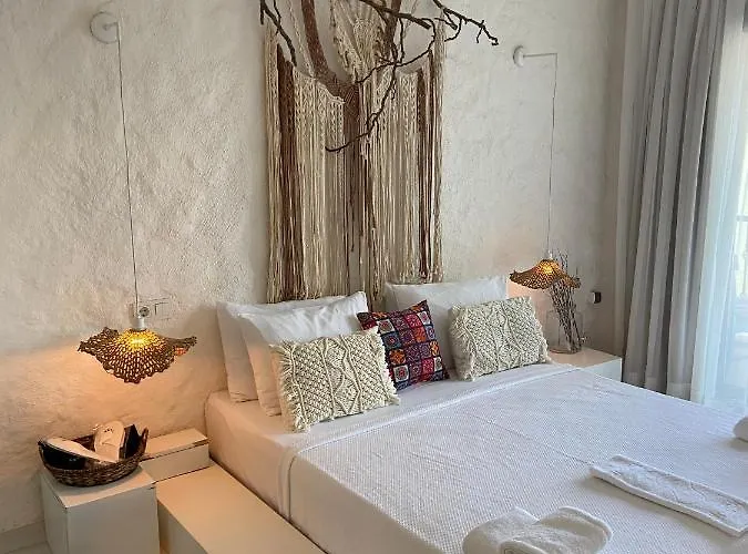 Bedroom (adults Only) Hotel *