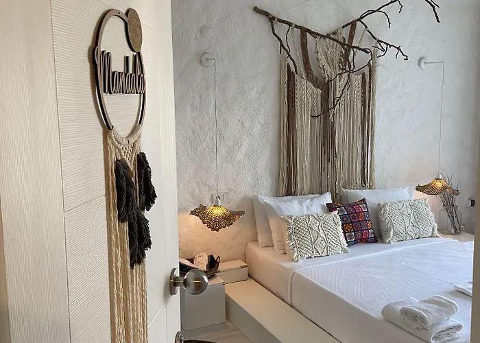 Отель Bedroom (adults Only) *