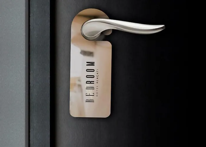 Отель Bedroom (adults Only)