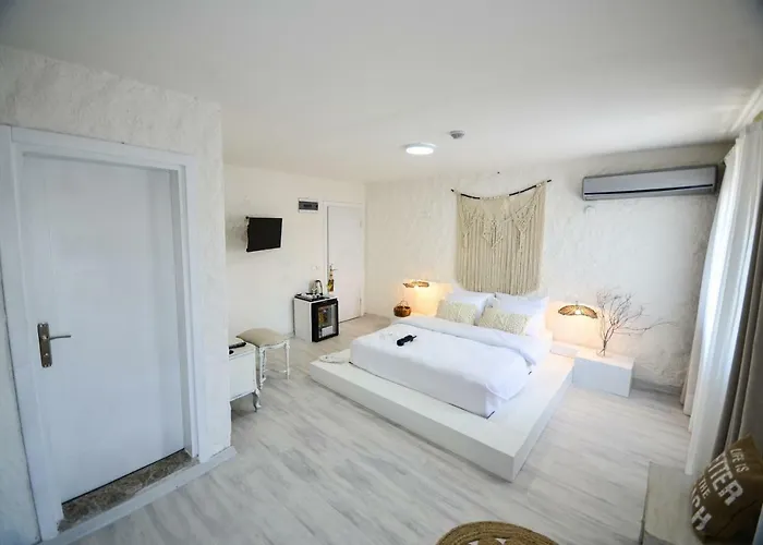 Отель Bedroom (adults Only) *