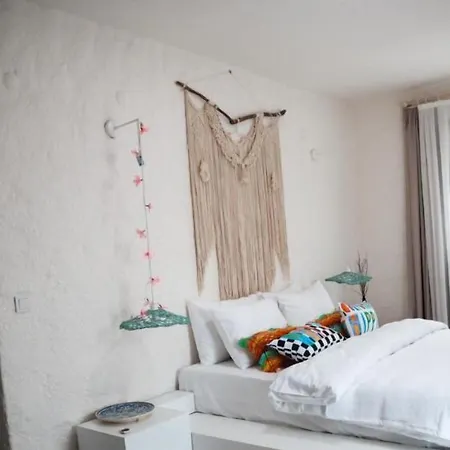 Bedroom (adults Only) فندق ألاتشاتي
