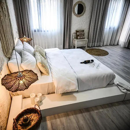 Bedroom (adults Only) فندق ألاتشاتي